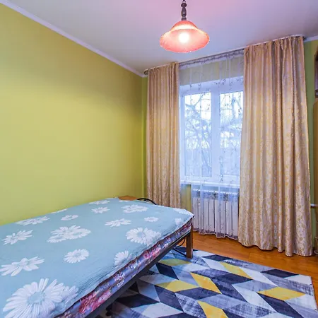Apartment Near Central Mosque And Green Bazaar Almaty Exterior photo