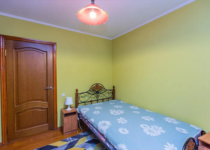 Apartment Near Central Mosque And Green Bazaar